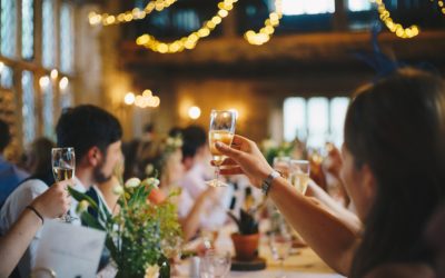 Alkohol na weselu – ile kupić?